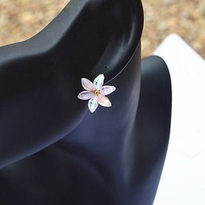 Restocked! Pastel Crystal FlowerPetal Stud Earring